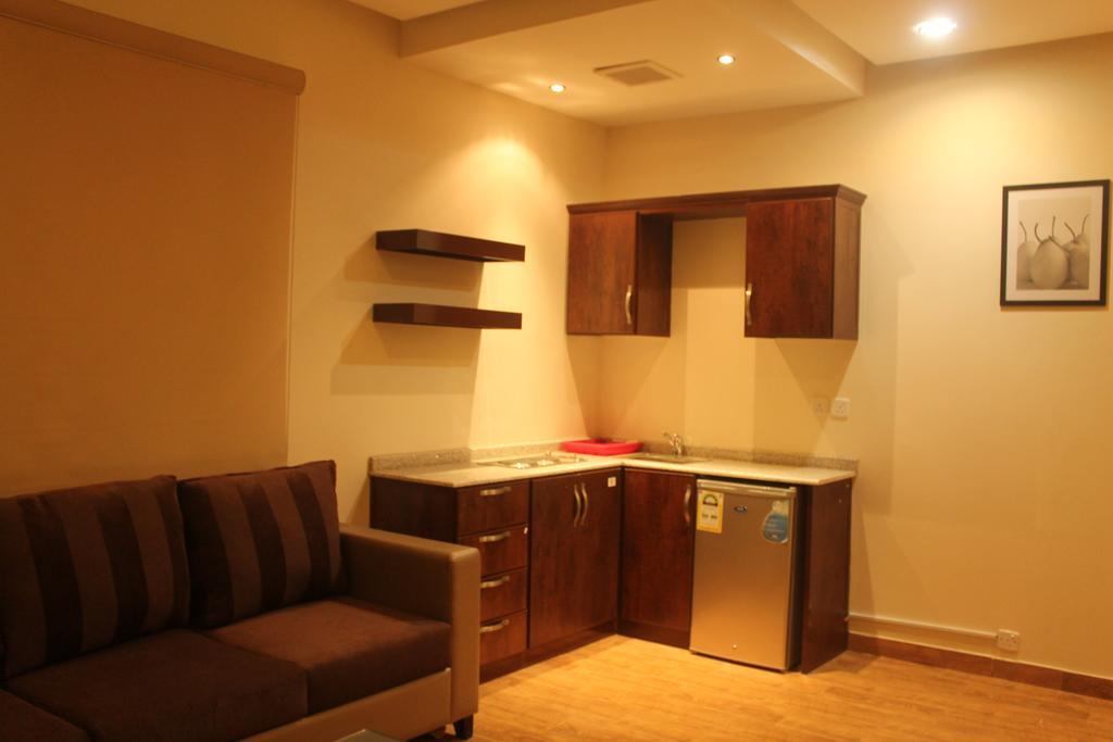 Talia Furnished Apartmentsリヤード 部屋 写真